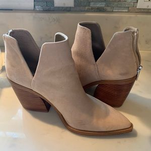 Vince camuto gigietta bootie